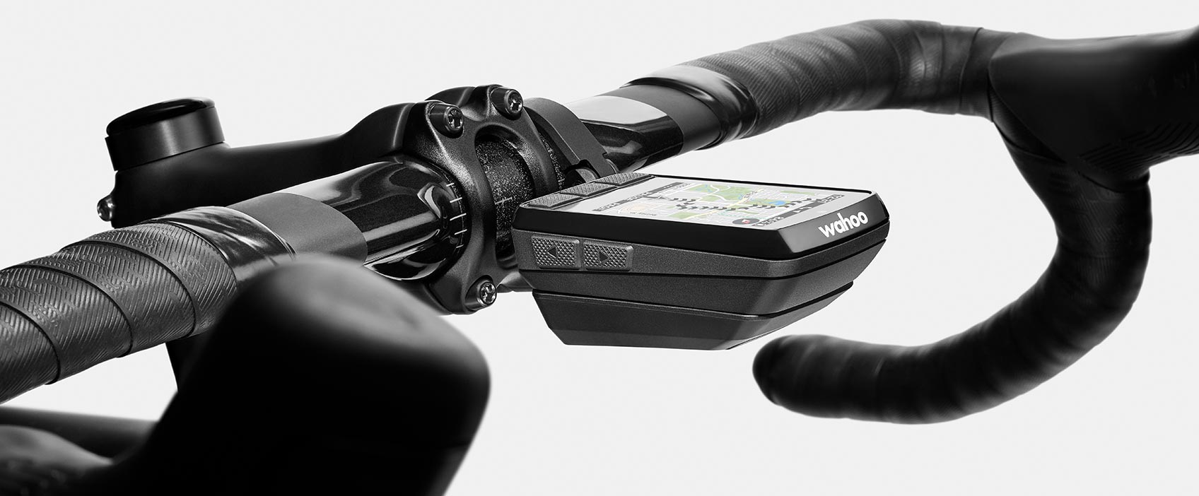 Wahoo ELEMNT BOLT 3 GPS bike computer front view